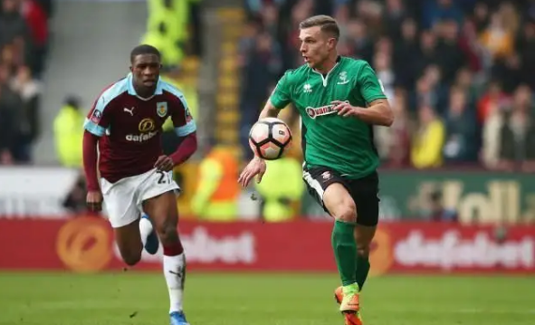 LPL第三阶段：让一追二，TES三局战胜WE，保持常规赛第一